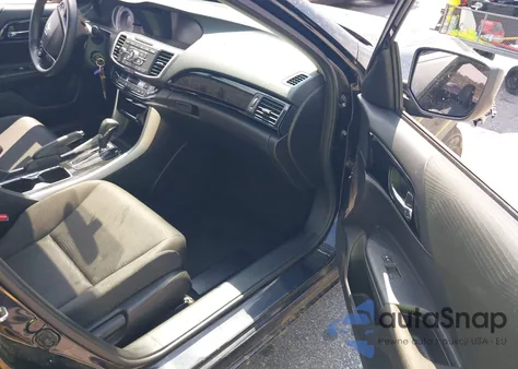 2017 Honda Accord Lx z USA, uszkodzony, nr VIN 1HGCR2F35HA014144